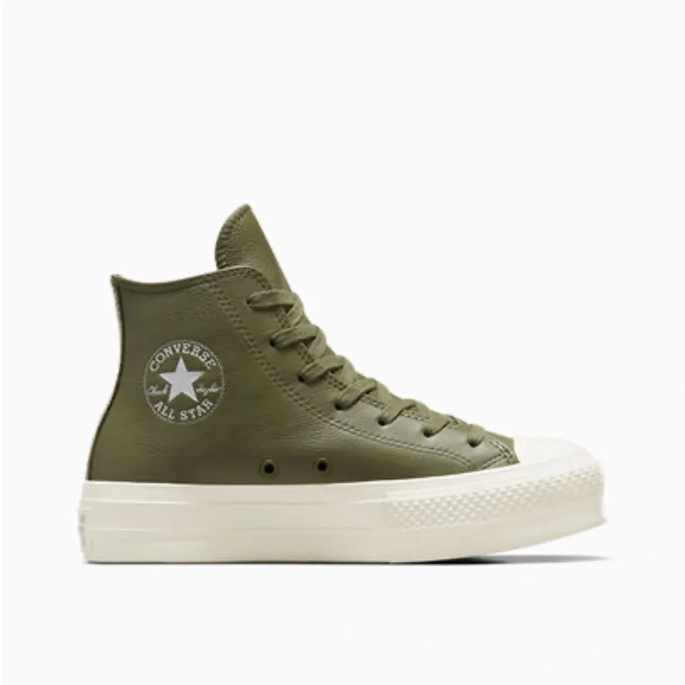Chuck Taylor All Star Lift Platform Leather Sneaker